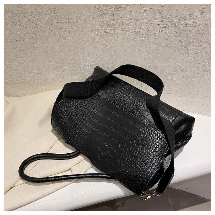 PU Leather Tote Bags Women Fashion Simple Bolsos Vintage Ladies Large Handbags Luxury Streetwear Shoulder Bag Niche Office Lady